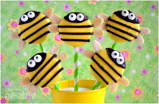 Bijen oreo pops Laura s Bakery