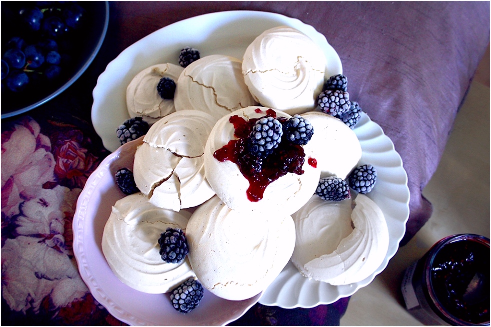Maak Je Eigen Schuimpjes Super Easy &amp; Yummie Vegan Meringues X6vi43r5a5 T5dc54bls6
