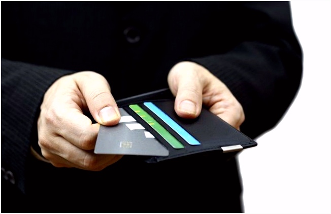 Pocketboek Egeltje Credit Vs Debit Cards which is Better D3dt05jwe6 Huyshhbek6