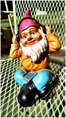 Kleurplaten Sherlock Gnomes 3345 Best Gnomes Images On Pinterest In 2018 R8tv11hve4 Zsvy5stkp6